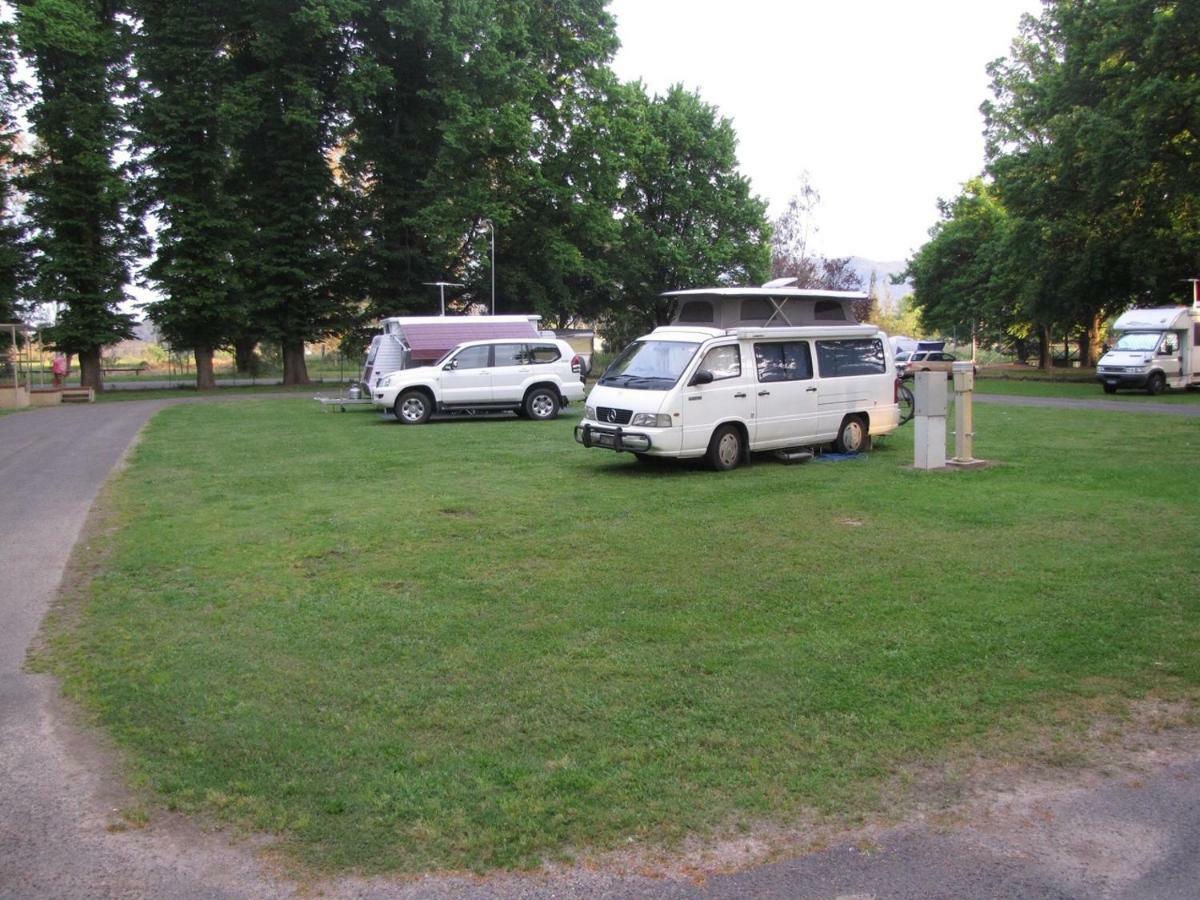 Myrtleford Holiday Park Εξωτερικό φωτογραφία