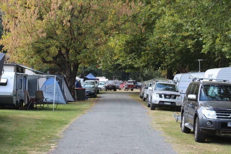 Myrtleford Holiday Park Εξωτερικό φωτογραφία