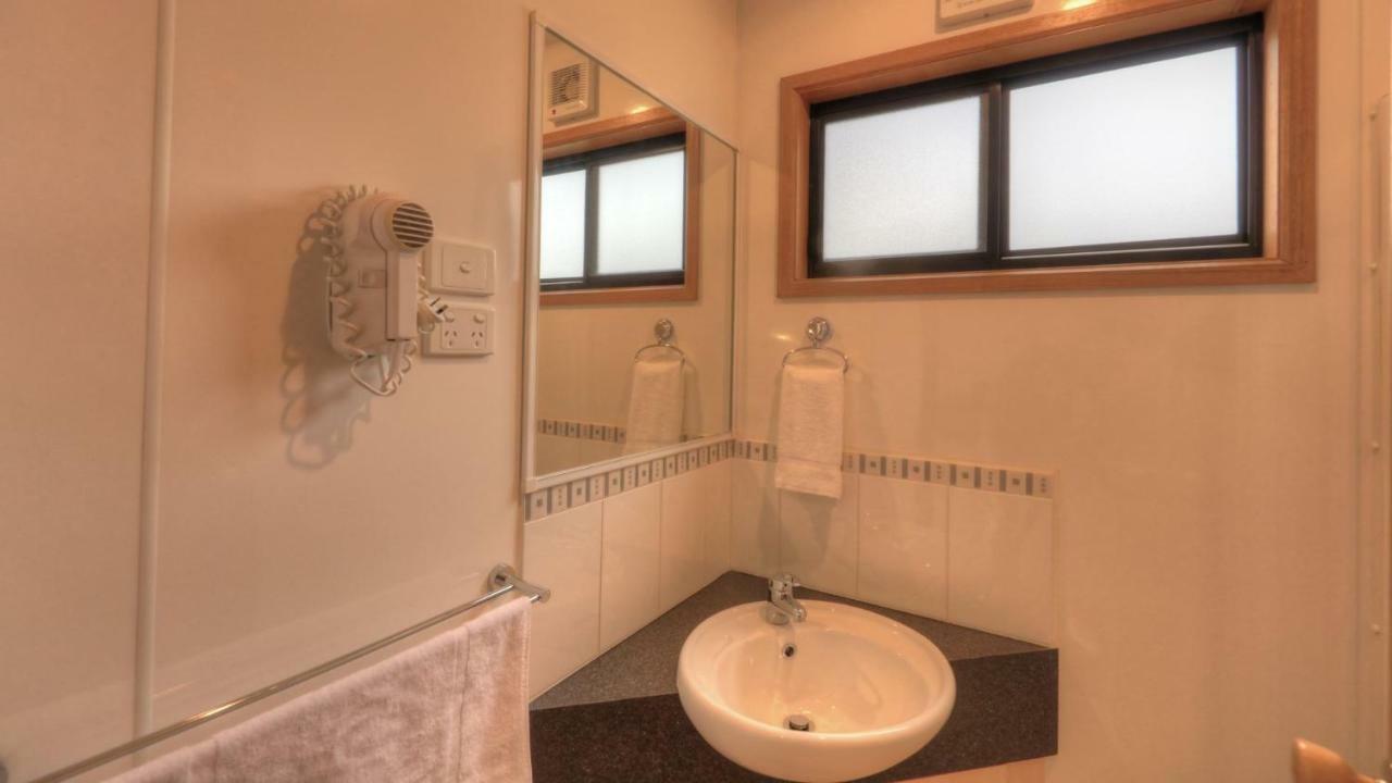 Myrtleford Holiday Park Εξωτερικό φωτογραφία